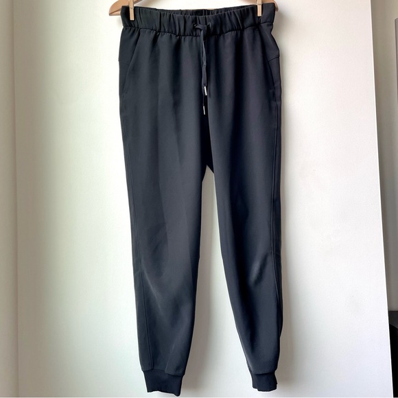 Lululemon On The Fly Jogger Black - Picture 3 of 9